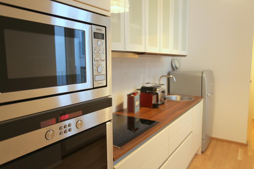 Moderne Stadtwohnung Mit Balkon Βιέννη Δωμάτιο φωτογραφία